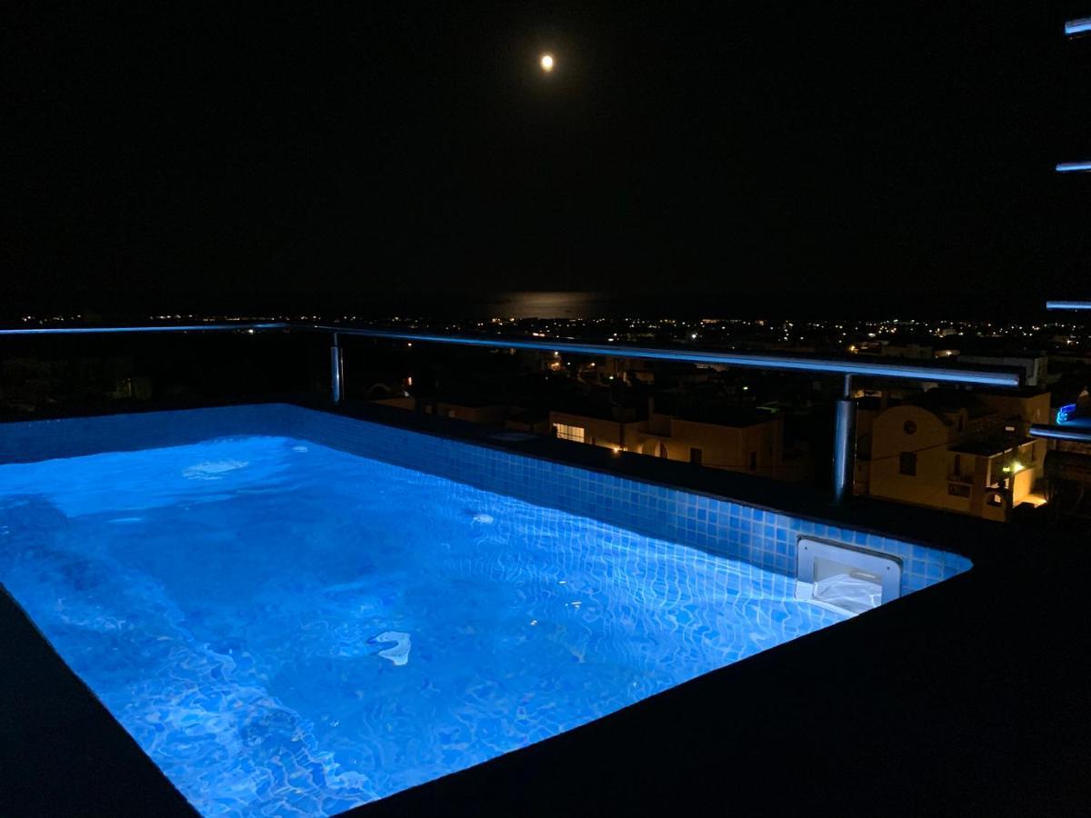 Lux house with outdoor jacuzzi&sea view in Santorini Appartement Emporio  Buitenkant foto